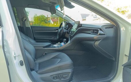 Toyota Camry, 2021 год, 3 600 000 рублей, 33 фотография