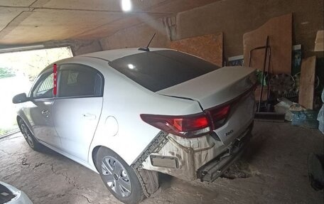 KIA Rio IV, 2021 год, 1 100 000 рублей, 4 фотография