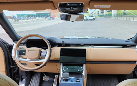 Land Rover Range Rover IV рестайлинг, 2022 год, 17 500 000 рублей, 11 фотография