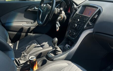 Opel Astra J, 2013 год, 700 000 рублей, 7 фотография