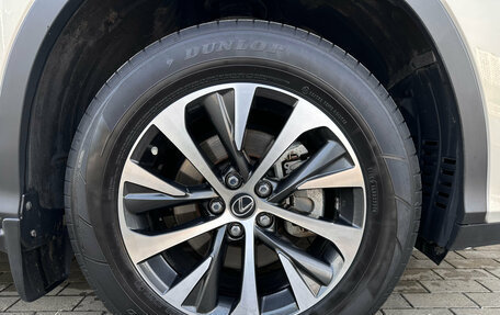 Lexus RX IV рестайлинг, 2021 год, 5 190 000 рублей, 8 фотография
