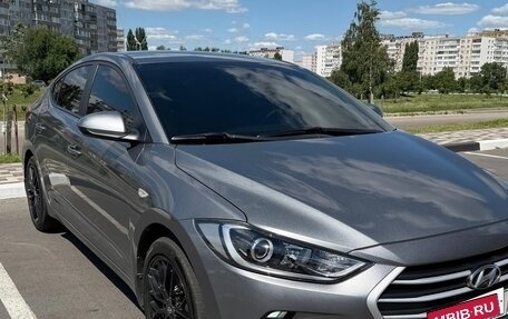 Hyundai Elantra VI рестайлинг, 2017 год, 1 350 000 рублей, 2 фотография