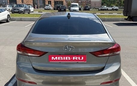 Hyundai Elantra VI рестайлинг, 2017 год, 1 350 000 рублей, 5 фотография