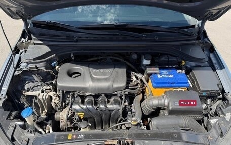 Hyundai Elantra VI рестайлинг, 2017 год, 1 350 000 рублей, 13 фотография