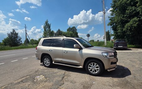 Toyota Land Cruiser 200, 2016 год, 5 000 000 рублей, 9 фотография