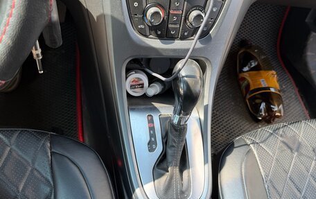 Opel Astra J, 2013 год, 805 000 рублей, 7 фотография
