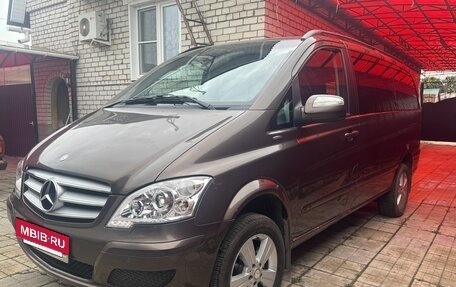 Mercedes-Benz Viano, 2013 год, 1 650 000 рублей, 9 фотография