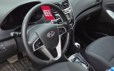 Hyundai Solaris II рестайлинг, 2011 год, 1 100 000 рублей, 6 фотография