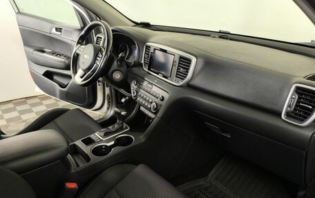 KIA Sportage IV рестайлинг, 2019 год, 2 180 000 рублей, 10 фотография