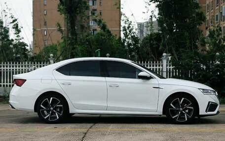 Skoda Octavia IV, 2022 год, 2 250 000 рублей, 4 фотография