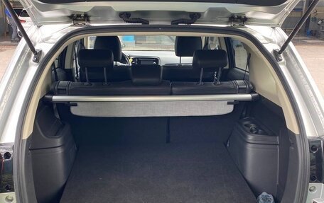 Mitsubishi Outlander III рестайлинг 3, 2015 год, 2 450 000 рублей, 8 фотография
