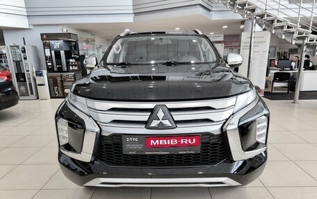 Mitsubishi Montero Sport, 2022 год, 3 850 000 рублей, 4 фотография