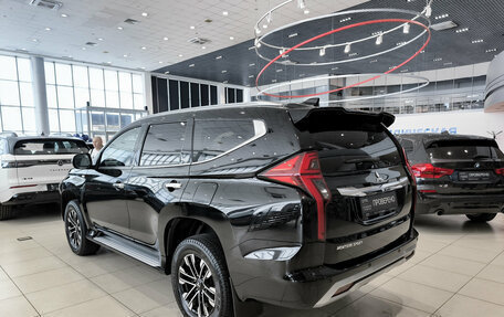 Mitsubishi Montero Sport, 2022 год, 3 850 000 рублей, 11 фотография