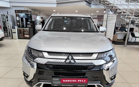 Mitsubishi Outlander III рестайлинг 3, 2019 год, 3 222 500 рублей, 3 фотография