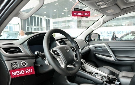 Mitsubishi Montero Sport, 2022 год, 3 850 000 рублей, 20 фотография