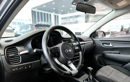KIA Rio IV, 2018 год, 1 090 000 рублей, 20 фотография