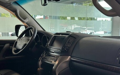 Toyota Land Cruiser 200, 2009 год, 2 397 000 рублей, 8 фотография