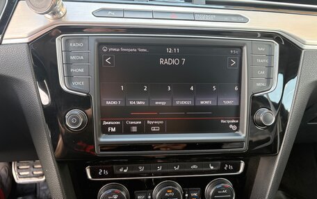 Volkswagen Passat B8 рестайлинг, 2015 год, 1 799 000 рублей, 7 фотография