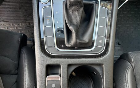 Volkswagen Passat B8 рестайлинг, 2015 год, 1 799 000 рублей, 10 фотография