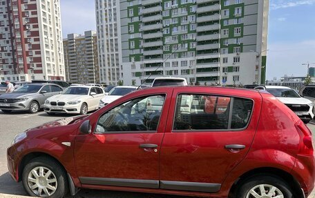 Renault Sandero I, 2013 год, 590 000 рублей, 3 фотография