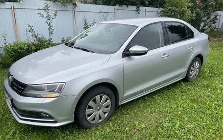 Volkswagen Jetta VI, 2015 год, 1 100 000 рублей, 3 фотография