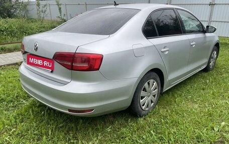 Volkswagen Jetta VI, 2015 год, 1 100 000 рублей, 4 фотография