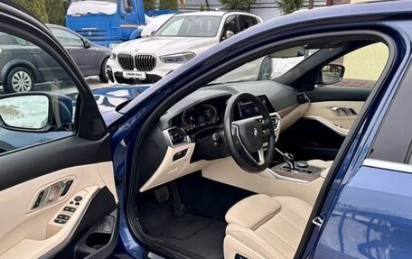 BMW 3 серия, 2021 год, 3 700 000 рублей, 10 фотография