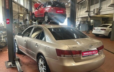 Hyundai Sonata VI, 2006 год, 595 000 рублей, 1 фотография