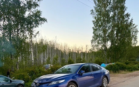Toyota Camry, 2021 год, 3 100 000 рублей, 4 фотография