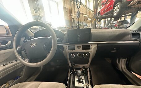 Hyundai Sonata VI, 2006 год, 595 000 рублей, 8 фотография