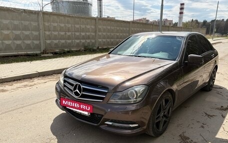 Mercedes-Benz C-Класс, 2013 год, 1 100 000 рублей, 3 фотография