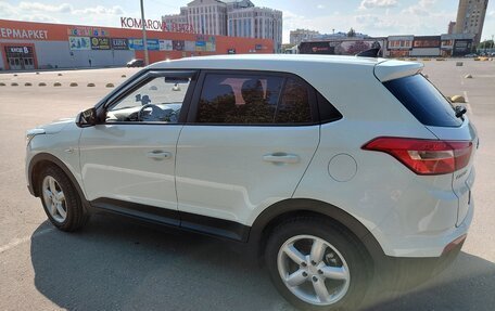 Hyundai Creta I рестайлинг, 2019 год, 2 000 000 рублей, 3 фотография