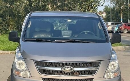 Hyundai Grand Starex Grand Starex I рестайлинг 2, 2012 год, 1 690 000 рублей, 3 фотография