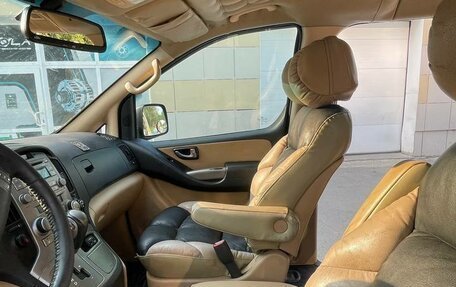 Hyundai Grand Starex Grand Starex I рестайлинг 2, 2012 год, 1 690 000 рублей, 9 фотография