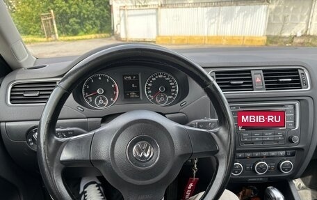 Volkswagen Jetta VI, 2014 год, 850 000 рублей, 6 фотография
