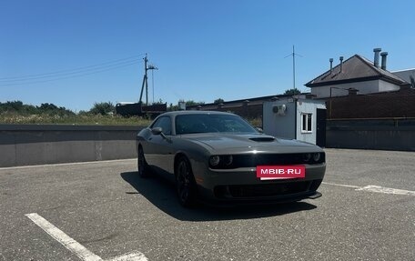 Dodge Challenger III рестайлинг 2, 2023 год, 3 700 000 рублей, 5 фотография