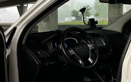 Hyundai ix35 I рестайлинг, 2012 год, 1 500 000 рублей, 9 фотография