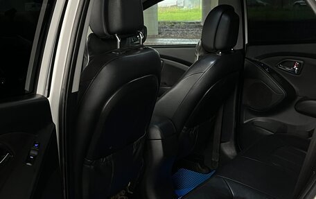 Hyundai ix35 I рестайлинг, 2012 год, 1 500 000 рублей, 10 фотография