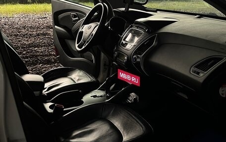 Hyundai ix35 I рестайлинг, 2012 год, 1 500 000 рублей, 11 фотография