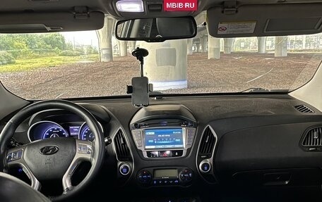 Hyundai ix35 I рестайлинг, 2012 год, 1 500 000 рублей, 13 фотография