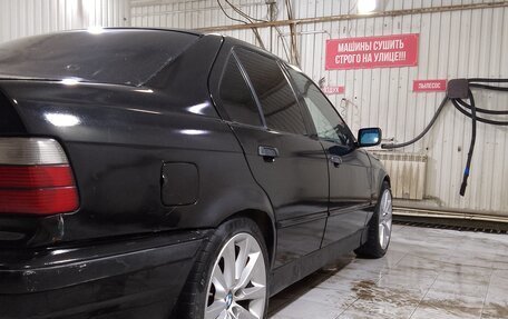 BMW 3 серия, 1991 год, 320 000 рублей, 9 фотография