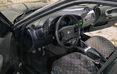 BMW 3 серия, 1991 год, 320 000 рублей, 11 фотография