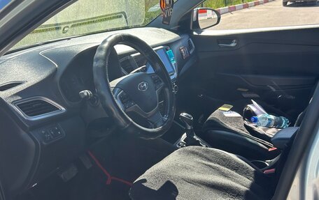 Hyundai Solaris II рестайлинг, 2019 год, 1 370 000 рублей, 11 фотография