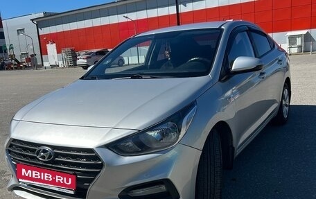 Hyundai Solaris II рестайлинг, 2019 год, 1 370 000 рублей, 6 фотография