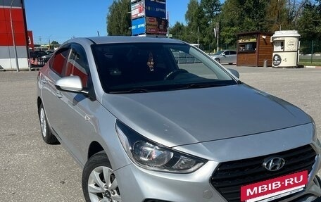 Hyundai Solaris II рестайлинг, 2019 год, 1 370 000 рублей, 7 фотография
