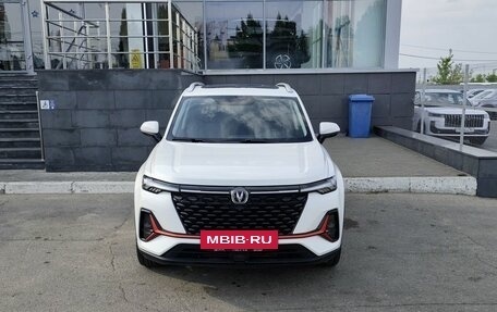 Changan CS35 Plus, 2024 год, 1 900 000 рублей, 2 фотография