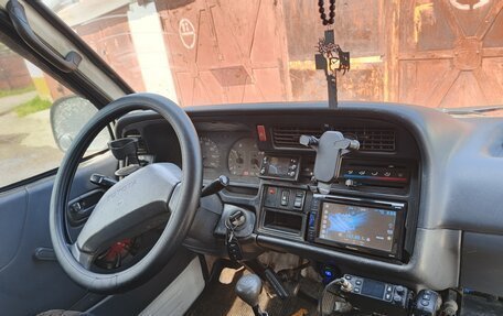 Toyota HiAce H100, 1990 год, 550 000 рублей, 6 фотография