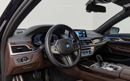 BMW 7 серия, 2021 год, 8 990 000 рублей, 9 фотография