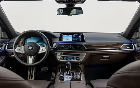BMW 7 серия, 2021 год, 8 990 000 рублей, 12 фотография