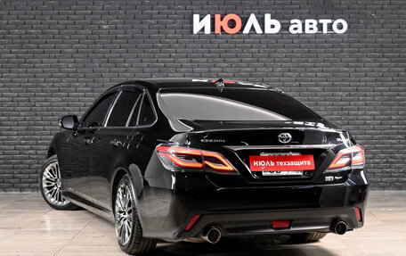 Toyota Crown, 2020 год, 3 800 000 рублей, 7 фотография